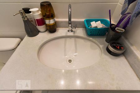 Apartamento para alugar com 60m², 2 quartos e 1 vaga Apartamento para alugar com 60m², 2 quartos e 1 vagaBanheiro