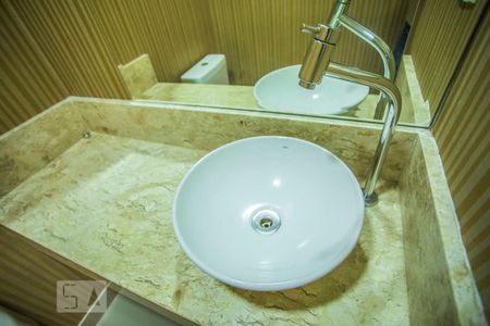 Apartamento à venda com 114m², 3 quartos e 2 vagasLavabo - Torneira