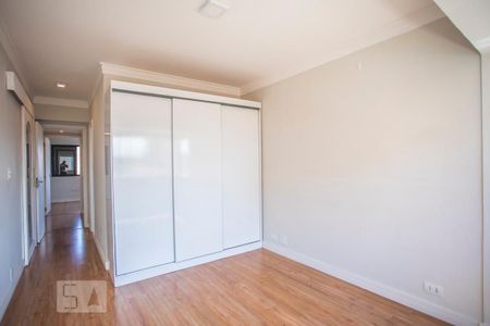 Apartamento à venda com 114m², 3 quartos e 2 vagasSuíte - Armário