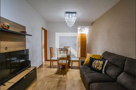 Apartamento para alugar com 78m², 2 quartos e 2 vagasSala