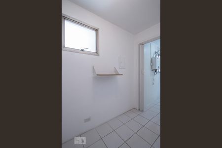 Apartamento à venda com 79m², 2 quartos e 1 vagaQuarto de Serviço