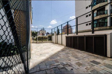 Apartamento à venda com 197m², 4 quartos e 3 vagas