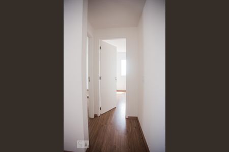 Corredor de apartamento à venda com 3 quartos, 75m² em Vila Prudente, São Paulo