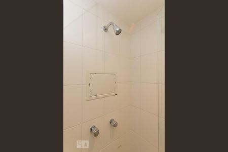 Apartamento para alugar com 65m², 2 quartos e 1 vagaDetalhe do Banheiro