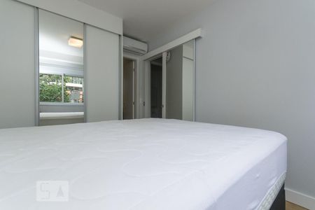 Apartamento para alugar com 65m², 2 quartos e 1 vagaSuíte