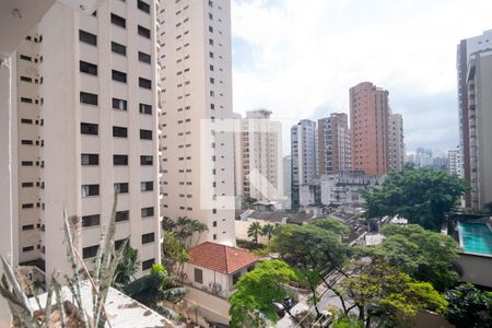 Sala - Vista de apartamento à venda com 2 quartos, 74m² em Brooklin Paulista, São Paulo