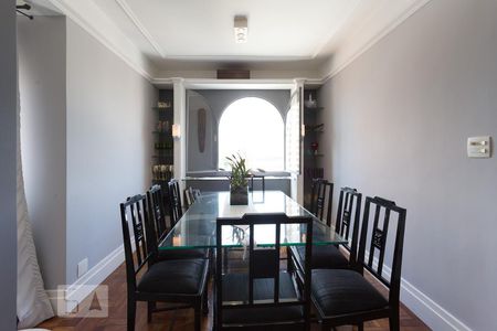 Apartamento à venda com 70m², 1 quarto e sem vagaSala