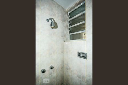 Apartamento à venda com 95m², 2 quartos e sem vagaBanheiro