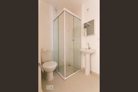 Studio para alugar com 34m², 1 quarto e sem vaga Studio para alugar com 34m², 1 quarto e sem vagaBanheiro