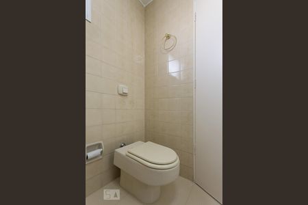 Apartamento à venda com 110m², 3 quartos e 2 vagasBanheiro da suíte