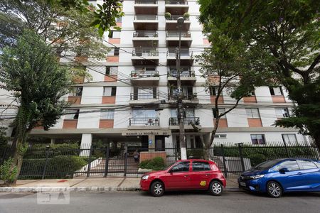 Apartamento à venda com 110m², 3 quartos e 2 vagasFachada