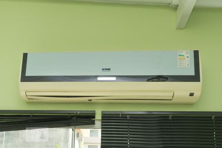 Casa à venda com 190m², 3 quartos e 2 vagasDetalhe da Sala 2