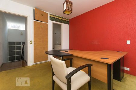 Casa à venda com 190m², 3 quartos e 2 vagasSuíte