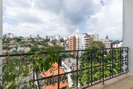 Casa à venda com 190m², 3 quartos e 2 vagasVaranda da Suíte