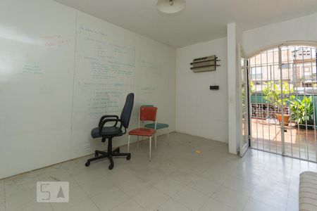 Casa à venda com 190m², 3 quartos e 2 vagasQuarto 2