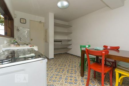 Casa à venda com 190m², 3 quartos e 2 vagasCozinha
