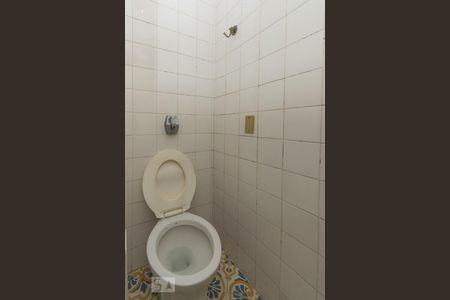 Casa à venda com 190m², 3 quartos e 2 vagasBanheiro de Serviço