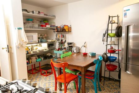 Casa à venda com 190m², 3 quartos e 2 vagasCozinha