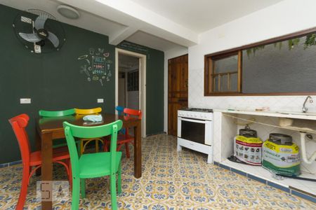 Casa à venda com 190m², 3 quartos e 2 vagasCozinha