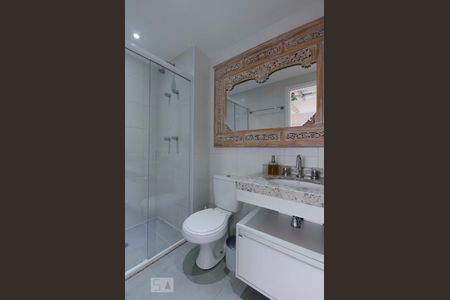 Banheiro de apartamento para alugar com 1 quarto, 62m² em Lapa, São Paulo