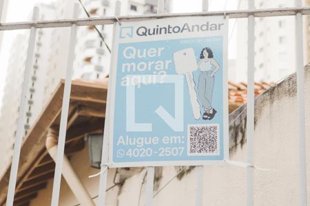 placa de casa para alugar com 1 quarto, 40m² em Chora Menino, São Paulo