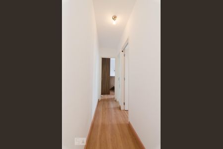 Corredor de apartamento à venda com 2 quartos, 52m² em Vila Progresso, Campinas