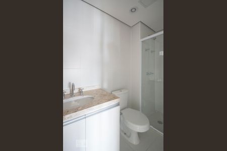 Banheiro de apartamento para alugar com 1 quarto, 42m² em Campo Belo, São Paulo