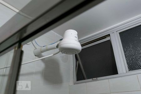 Banheiro social (Chuveiro) de apartamento para alugar com 4 quartos, 120m² em Vila Clementino, São Paulo