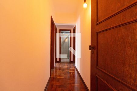 Corredor de apartamento para alugar com 3 quartos, 120m² em Vila Clementino, São Paulo