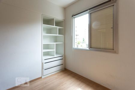 Quarto 1 de apartamento para alugar com 2 quartos, 59m² em Vila Olímpia, São Paulo