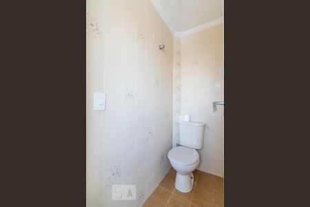Banheiro de Serviço de apartamento para alugar com 2 quartos, 60m² em Centro, São Bernardo do Campo