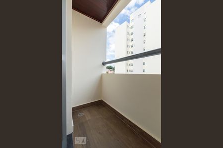Varanda de apartamento para alugar com 3 quartos, 65m² em Continental, Osasco
