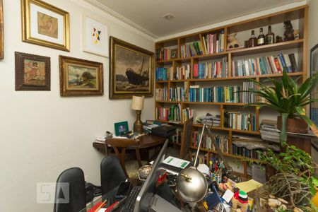 Escritório de apartamento à venda com 2 quartos, 69m² em Vila Madalena, São Paulo