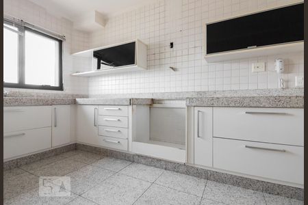 Apartamento à venda com 250m², 4 quartos e 4 vagasCozinha