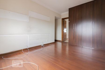 Apartamento à venda com 250m², 4 quartos e 4 vagasQuarto suíte 1