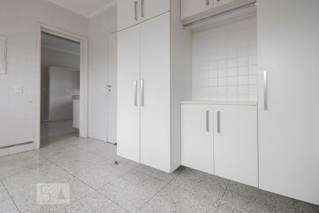 Apartamento à venda com 250m², 4 quartos e 4 vagasÁrea de serviço