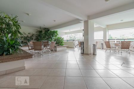 Apartamento à venda com 250m², 4 quartos e 4 vagasChurrasqueira 