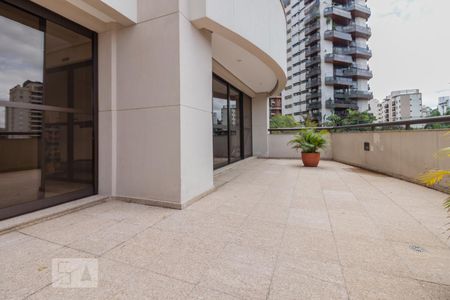 Apartamento à venda com 250m², 4 quartos e 4 vagasÁrea em comum