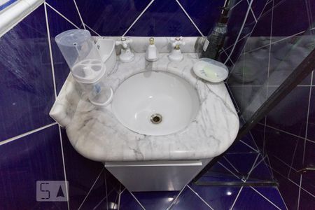 Banheiro de apartamento à venda com 3 quartos, 72m² em Vila Brasílio Machado, São Paulo