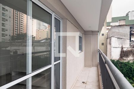 Varanda Sala/Cozinha de apartamento para alugar com 1 quarto, 37m² em Consolação, São Paulo