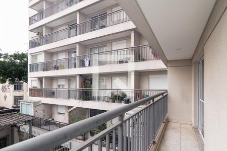 Varanda Sala/Cozinha de apartamento para alugar com 1 quarto, 37m² em Consolação, São Paulo