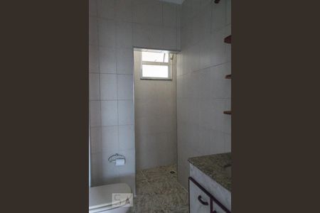 Apartamento à venda com 102m², 2 quartos e 1 vagaBanheiro da suíte
