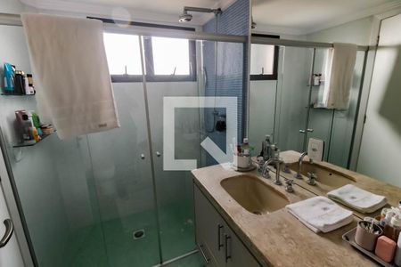 Apartamento à venda com 274m², 3 quartos e 4 vagasBanheiro da Suíte 1