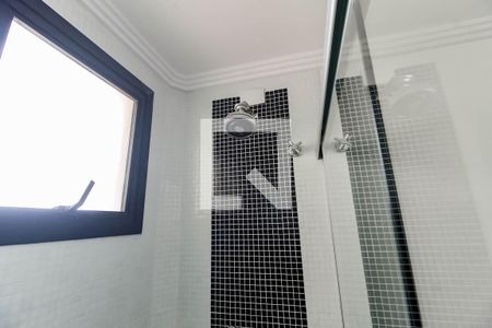 Apartamento à venda com 274m², 3 quartos e 4 vagasBanheiro da Suíte 2 - chuveiro