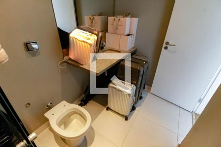 Apartamento à venda com 274m², 3 quartos e 4 vagasBanheiro da Suíte 3