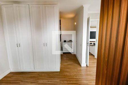 Apartamento à venda com 274m², 3 quartos e 4 vagasSuíte 1 - armário