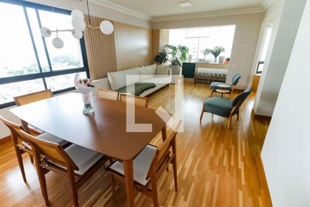 Sala 1 de apartamento à venda com 3 quartos, 274m² em Vila Suzana, São Paulo