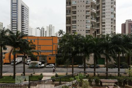 Vista de kitnet/studio para alugar com 1 quarto, 50m² em Vila Nova Conceição, São Paulo