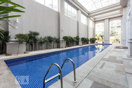 Studio para alugar com 50m², 1 quarto e 1 vaga Studio para alugar com 50m², 1 quarto e 1 vagaPiscina coberta