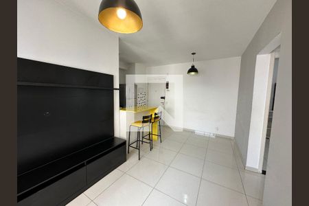 Sala de apartamento para alugar com 2 quartos, 52m² em Vila São João, Barueri
